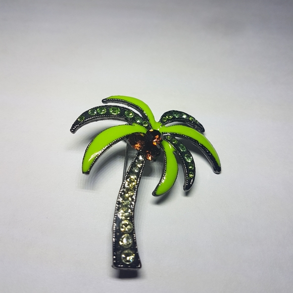 Brooch - Picture 2 of 4